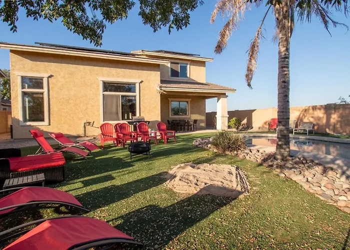 Holiday home Paradise Retreat Heated Privat Pool Bbq